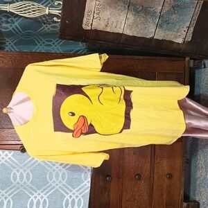 (d2-45) NWT. Bright yellow duck graphic tee 3X